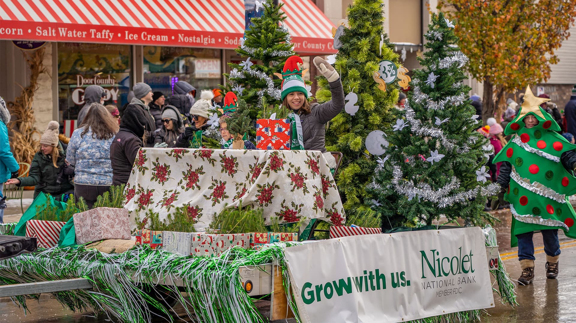 sleigh parade float
